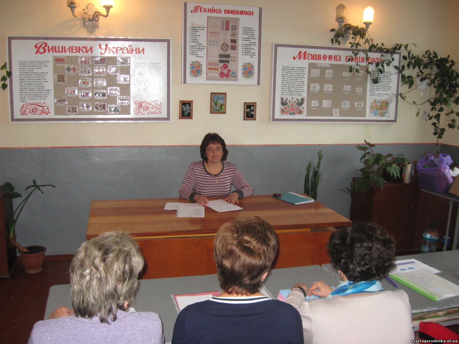 02 листопада 2015 року проведено семінар-практикум для молодих вчителів української мови і літератури