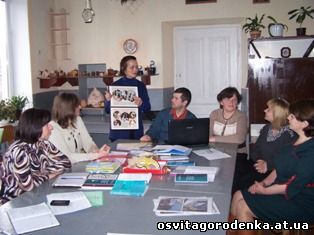 08 жовтня 2015 року на базі Городенківського ЦДЮТ відбулось засідання творчої групи вчителів трудового